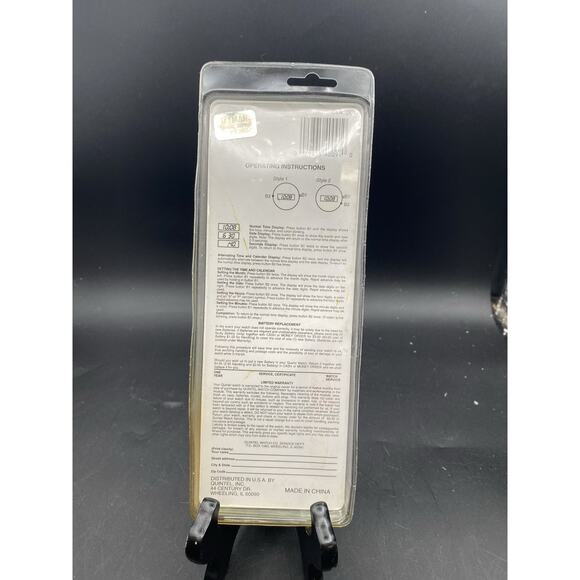 Catwoman Digital Watch Glow In the Dark Sealed Package Quintel 1991 DC Comics - Picture 6 of 13